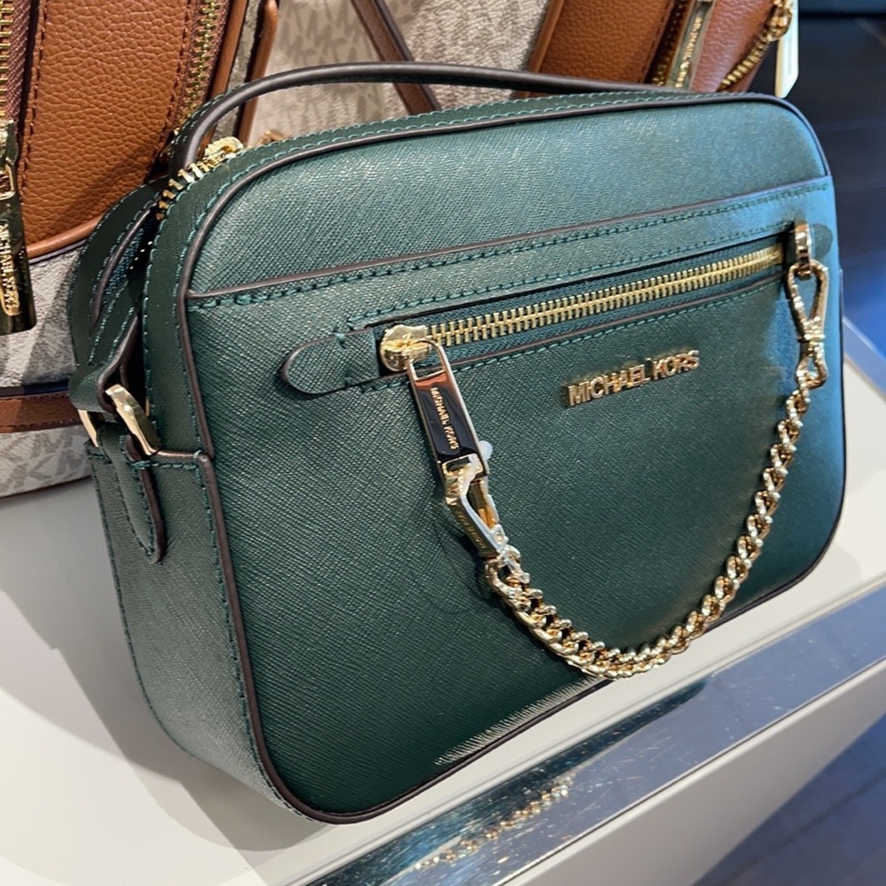 COPY - Michael Kors Jet Set Item Large East West Zip Chain Powder Blush Crossbo… - Picture 13 of 14
